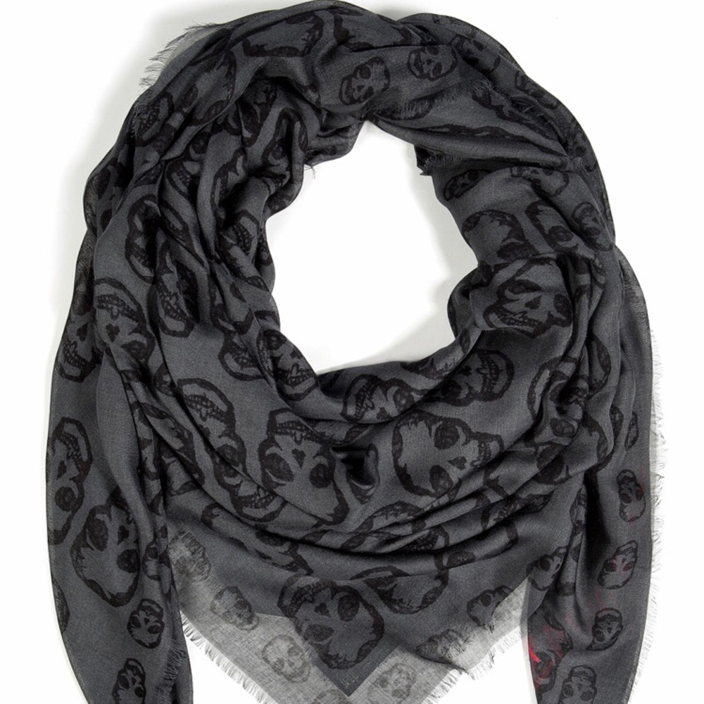 Zadig & Voltaire skull scarf